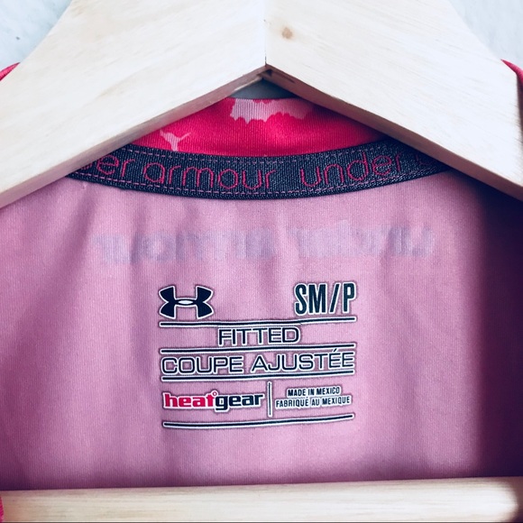 UNDER ARMOUR hot pink print performance top - Picture 4 of 7